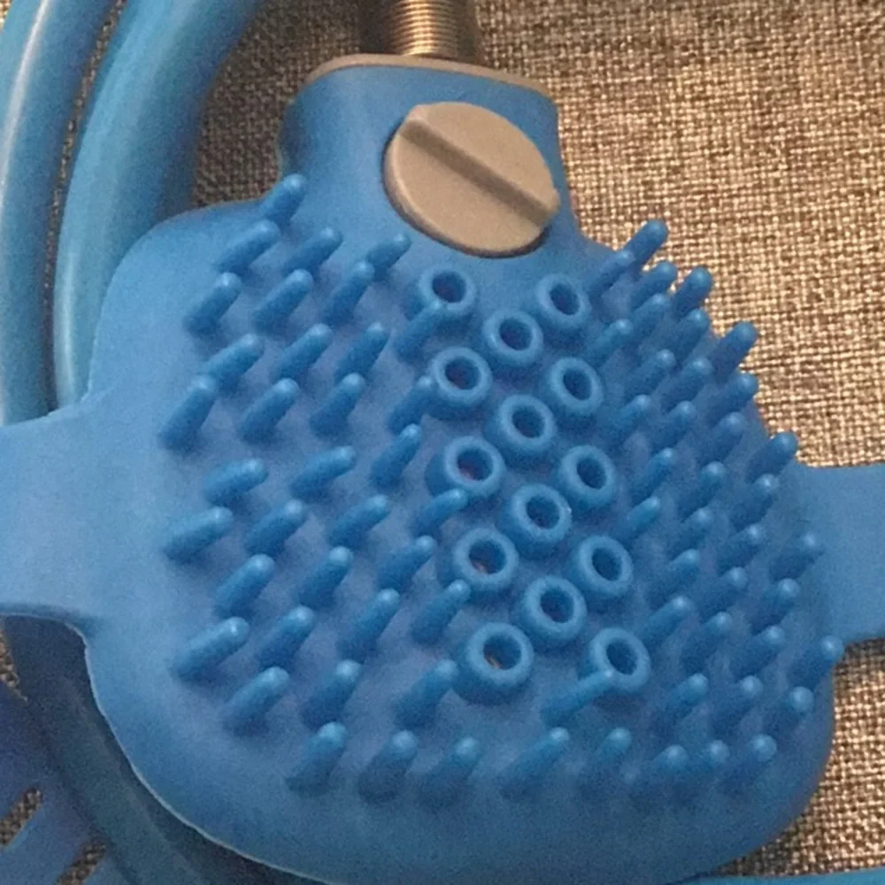 Pet Bathing Tool with Shower Sprayer. NWT